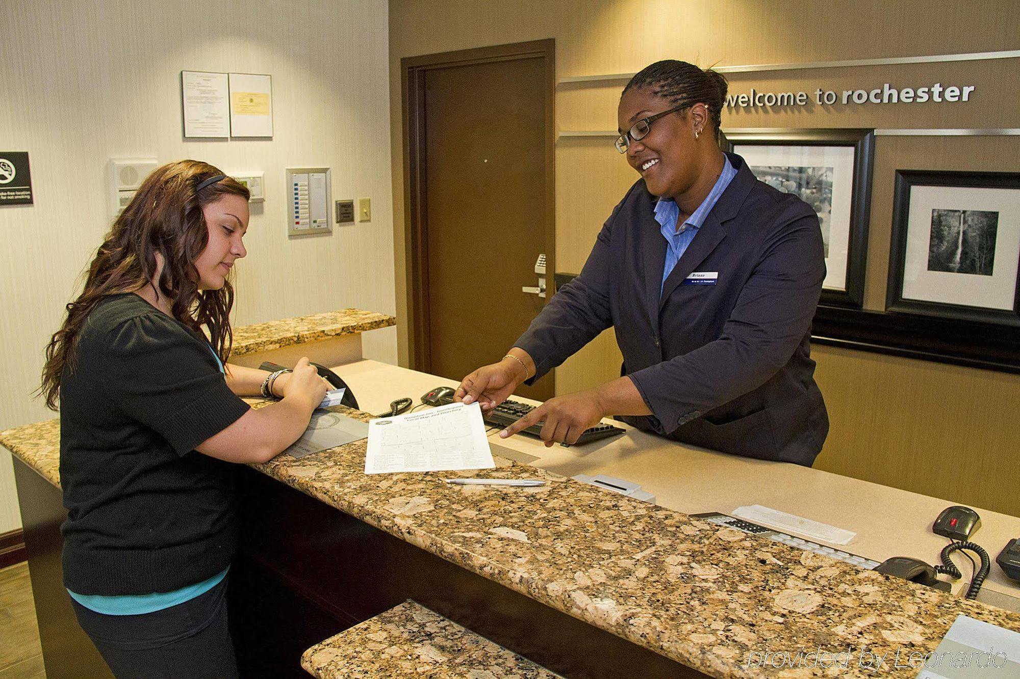 Hampton Inn Rochester - Irondequoit Interior photo